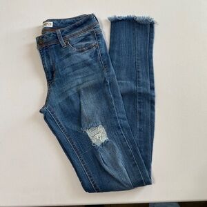 Almost famous size 5 womens blue jeans mid rise roll cuff